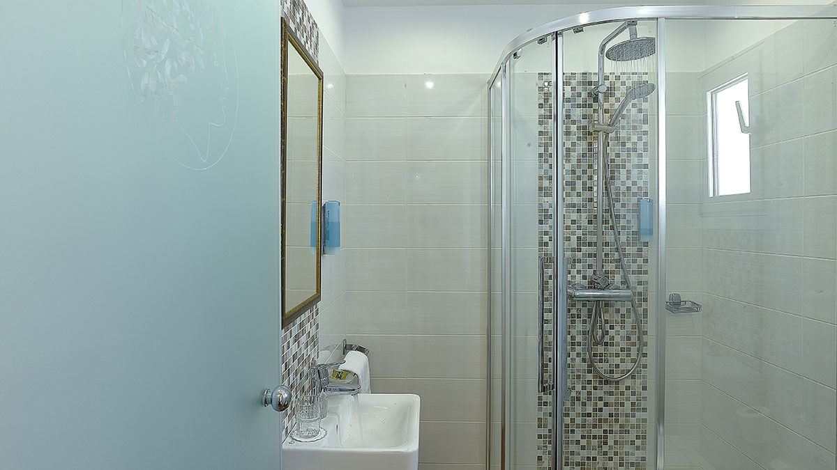 Alexander Beach Hotel & Village